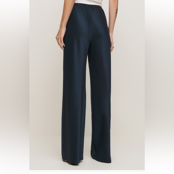 Reformation Navy Pants - Picture 2 of 5